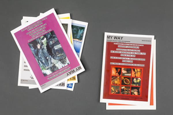 Foto: Ausgaben des „My Way“ aus den Jahren 2003 bis 2008.
